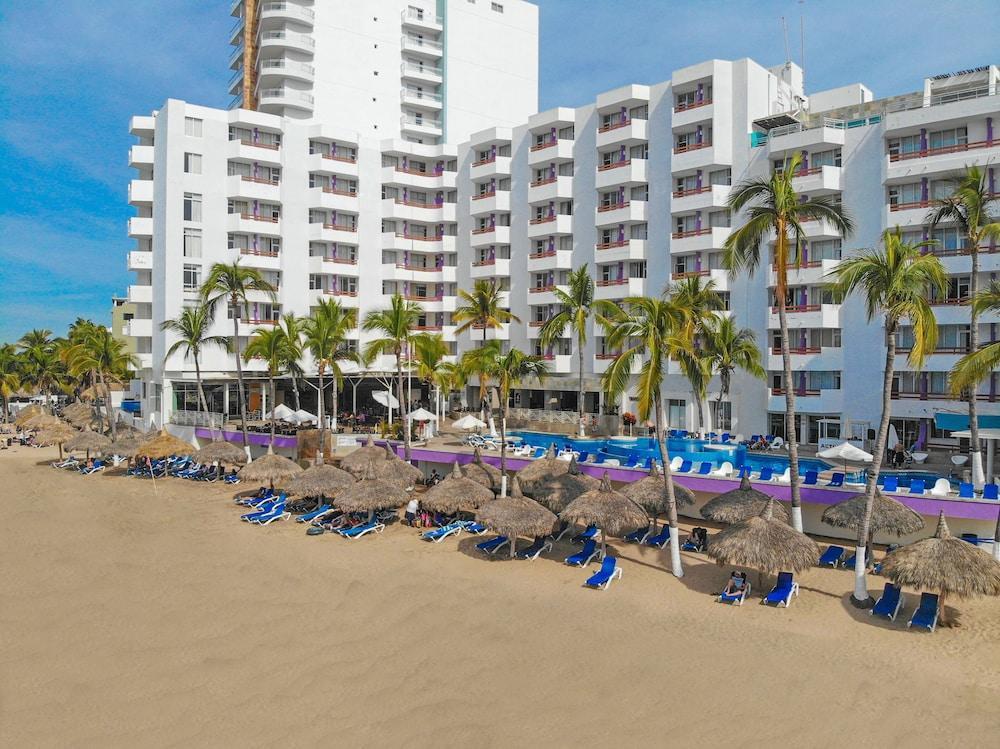 Oceano Palace Hotel Mazatlán Exterior foto